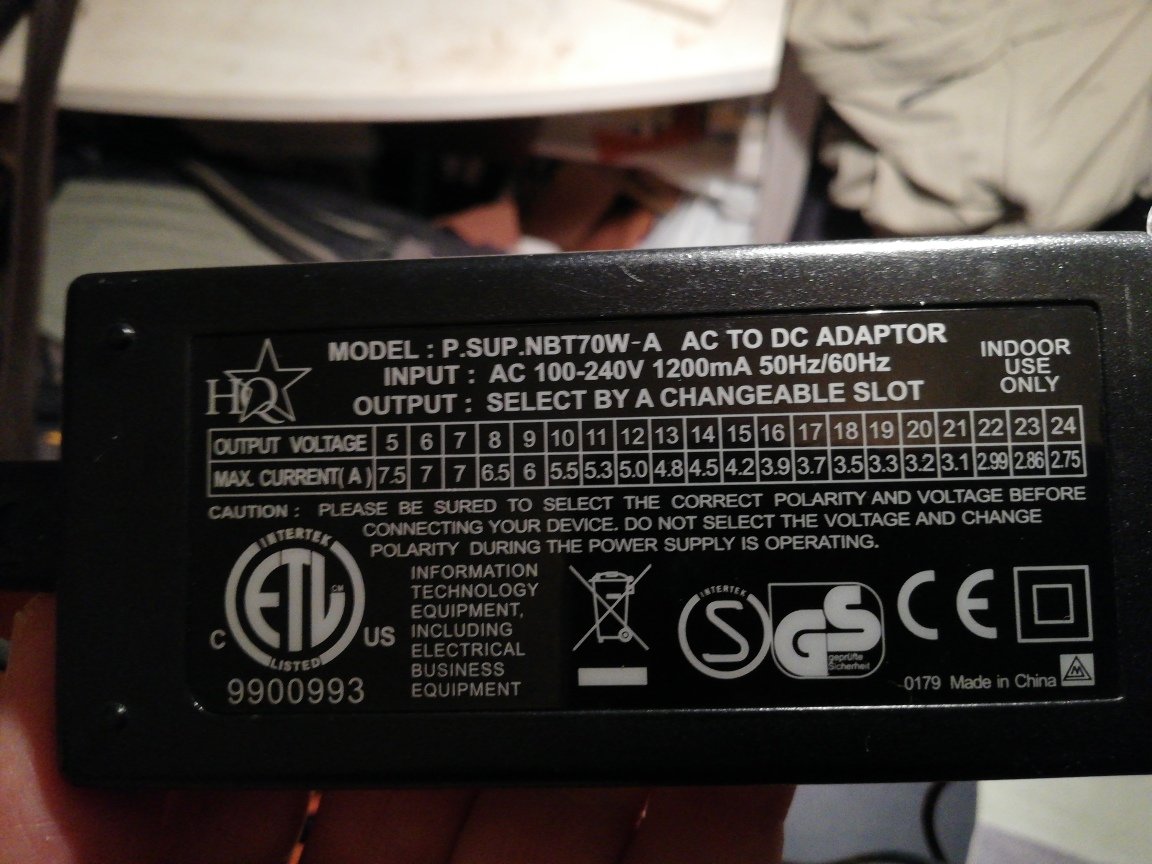 AC to DC adaptor selectable output P.SUP.NBT70W-A